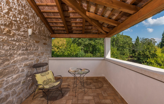 Villa Moncitta Luxury stone villa with large garden, private pool and panoramic views  Karojba