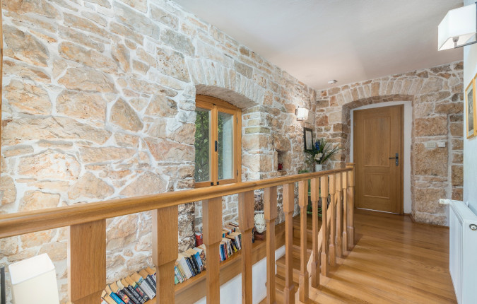 Villa Moncitta Luxury stone villa with large garden, private pool and panoramic views  Karojba