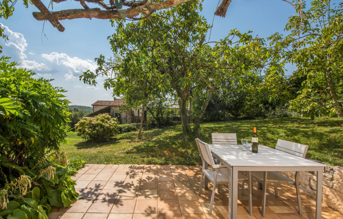 Villa Moncitta Luxury stone villa with large garden, private pool and panoramic views  Karojba