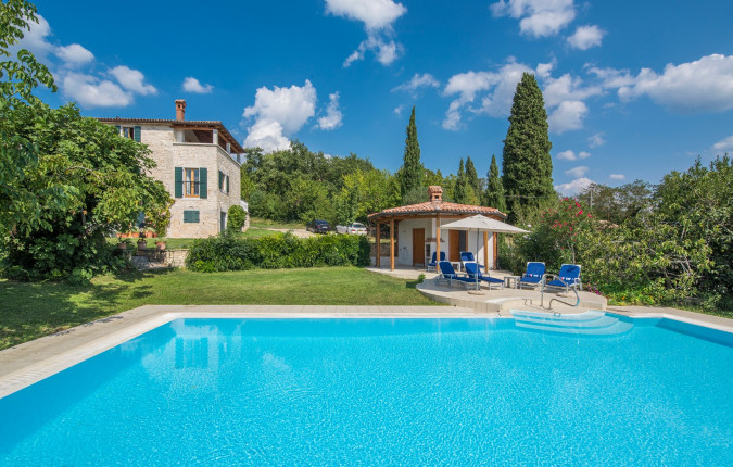 Villa Moncitta Luxury stone villa with large garden, private pool and panoramic views  Karojba