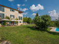 Villa Moncitta - Luxusvilla aus Stein auf einem großen Grundstück mit privatem Pool Karojba